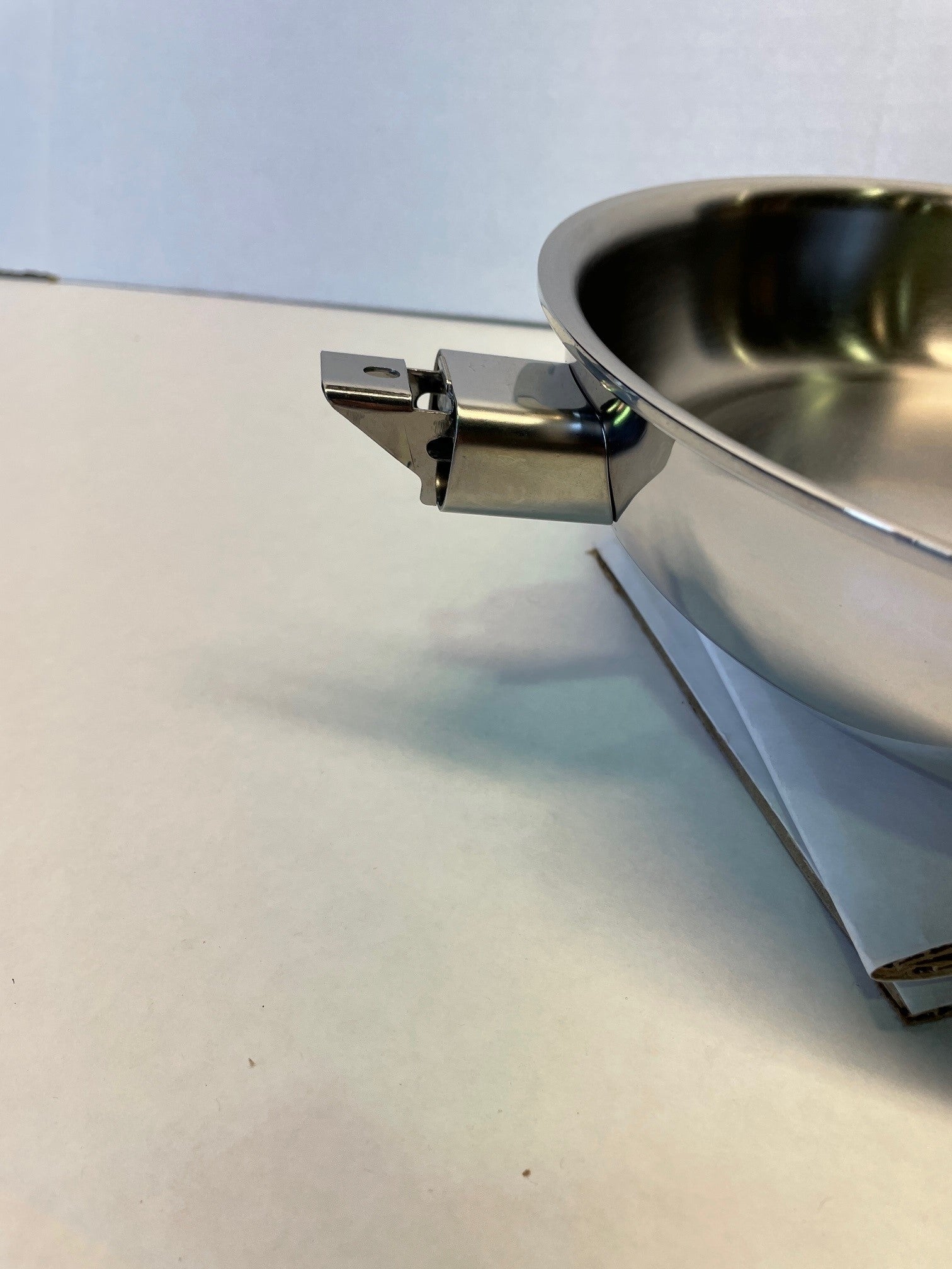 STH014-B Detachable Stick Handle Kit for Saute' Fry Pans - WaterlessCookware